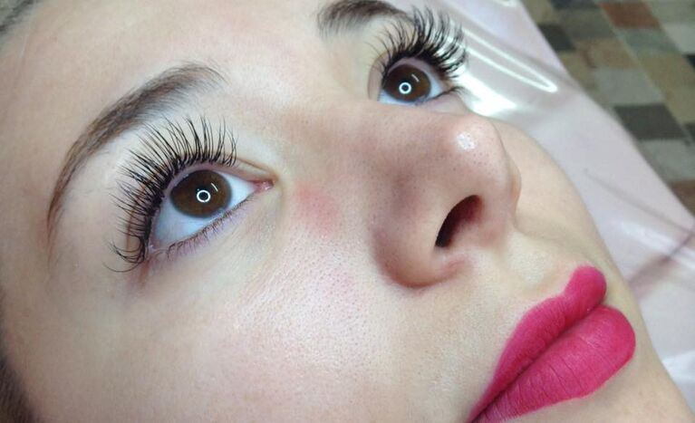 Lash Out Studio