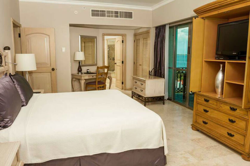 Hotel Sandos Cancun Luxury Experience