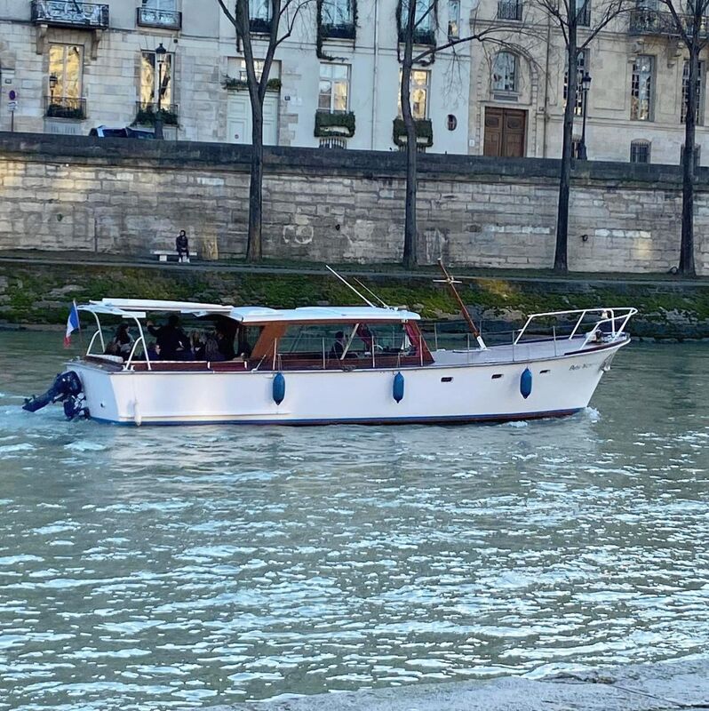 Paris Yacht 1