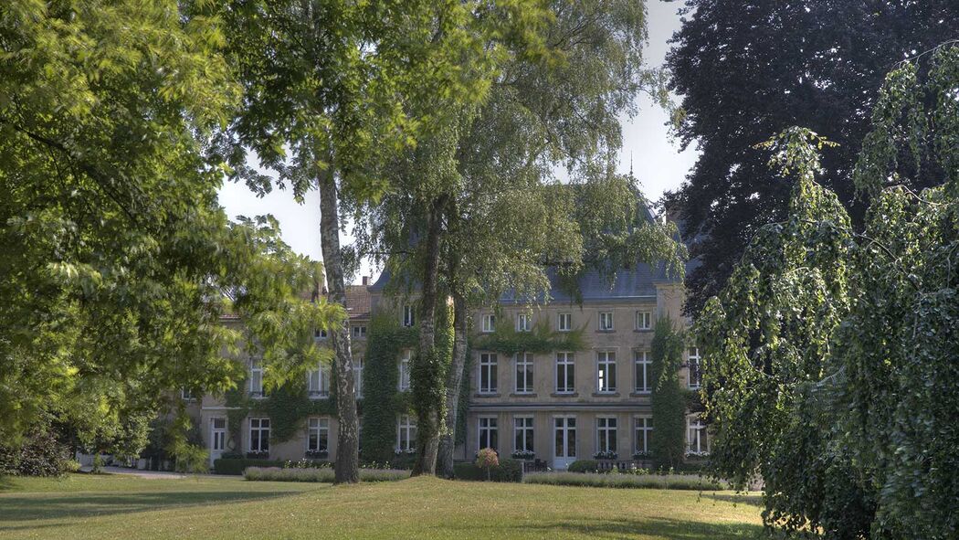 Le Château d'Adoménil****