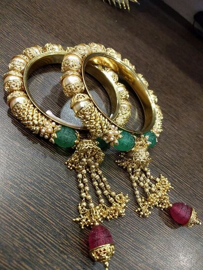 Samskruthi hot sale jewellers bangles