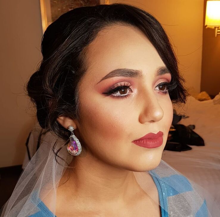 Iliana Guzmán Makeup Artist