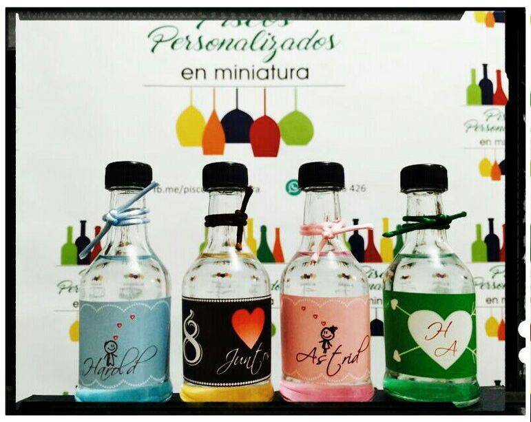 Piscos Personalizados en Miniatura