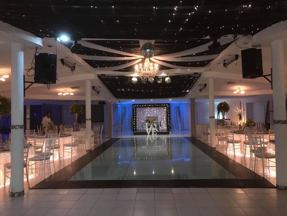 Salón de Eventos Elegance