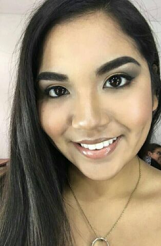 Samantha burgos makeup