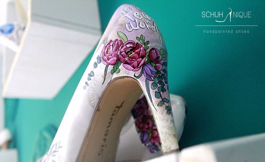 Schuhnique - handpainted shoes