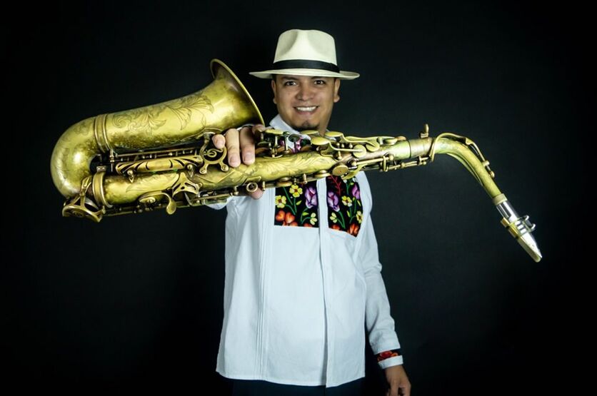 Farid Álvarez Saxofonista