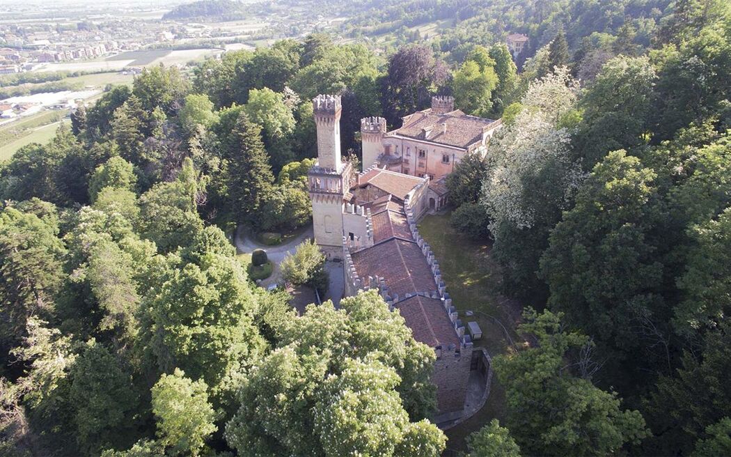 Castello Del Roccolo