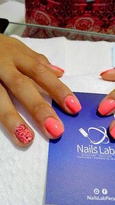 Nails Lab