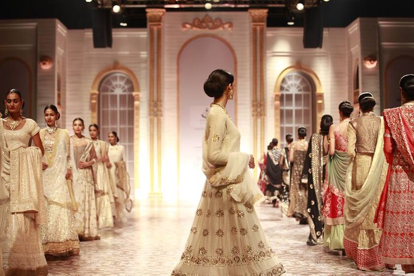 Less is more or More is more – Indian Bridal Fashion 2019 - Ciceroni