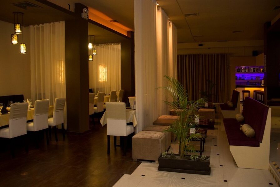 Flame Restaurant & Lounge