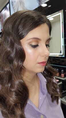 Laura Teixeira Make Up