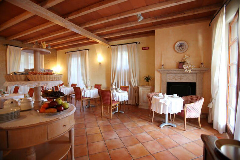 Hotel Ristorante Camoretti