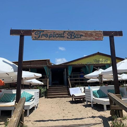 Tropical Bar