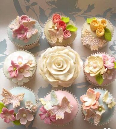 Carla Cups & Cakes