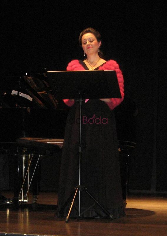 Mercedes Hurtado, soprano