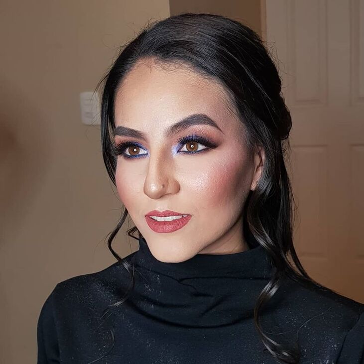 Iliana Guzmán Makeup Artist