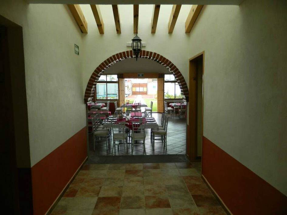 Salón Jardín Bugambilias