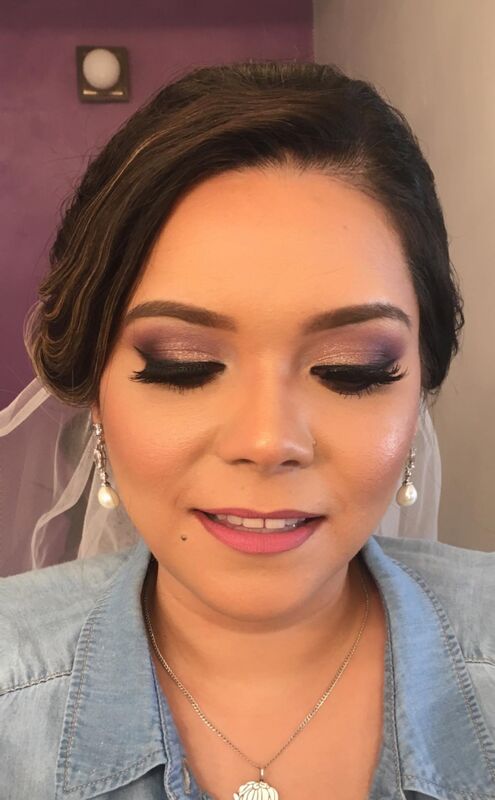 Flor Torres Makeup Artist