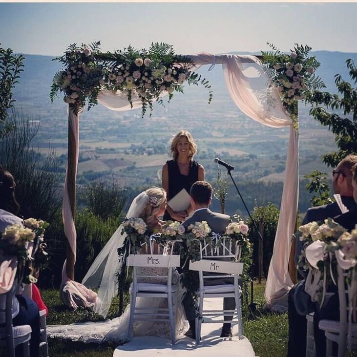 Wedding Celebrant in Italy, Deborah Taliani