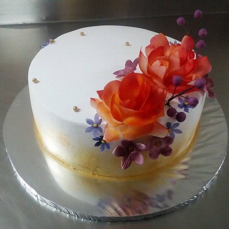 Indulge Custom Cakes