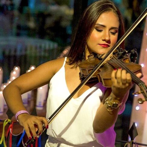 Cely Venturini Violinista