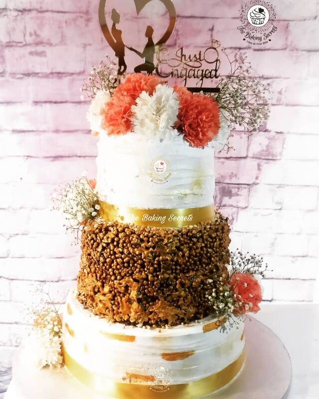 GiftzBag Cakes N Bake Wedding cake shop