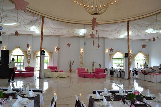 Salón Dubai & Katar