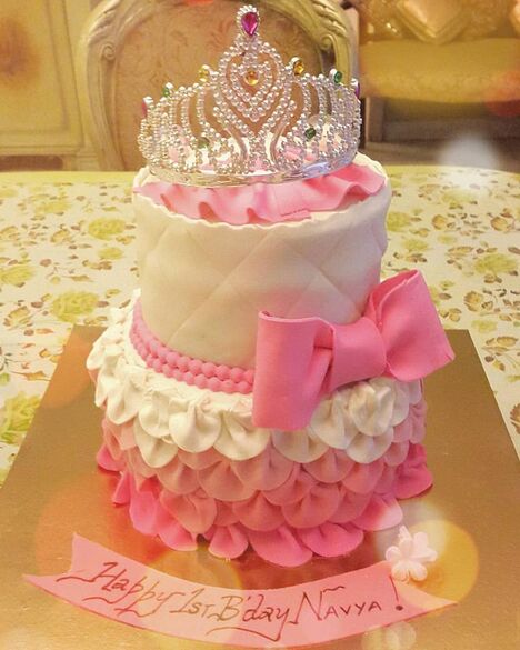 Honeybunch - 1st Birthday cake for little Navya. 🎉🎊🎂 Cake... | Facebook