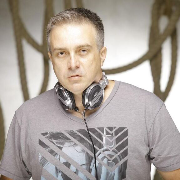 DJ Carlos Kroeff | Xéu