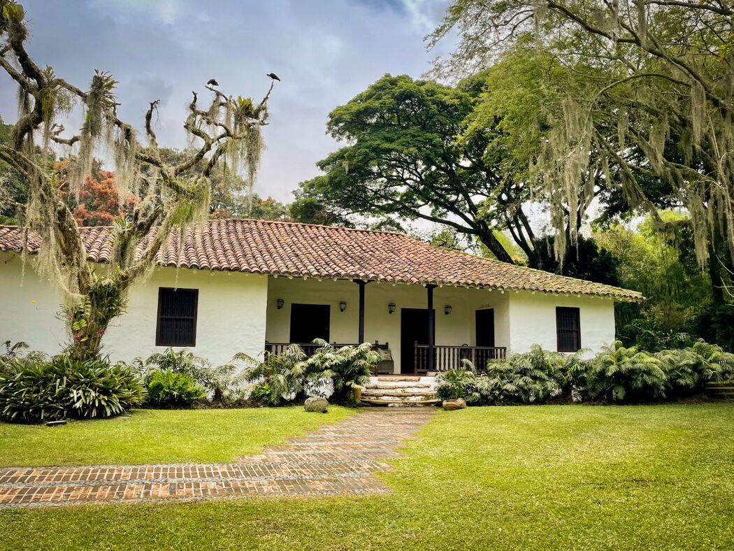 Hacienda Del Bosque