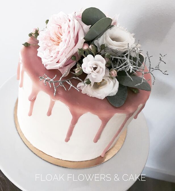 FLOAK Flowers & Cake
