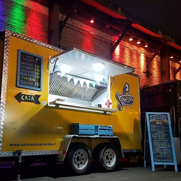 Submarino Amarillo Food Truck