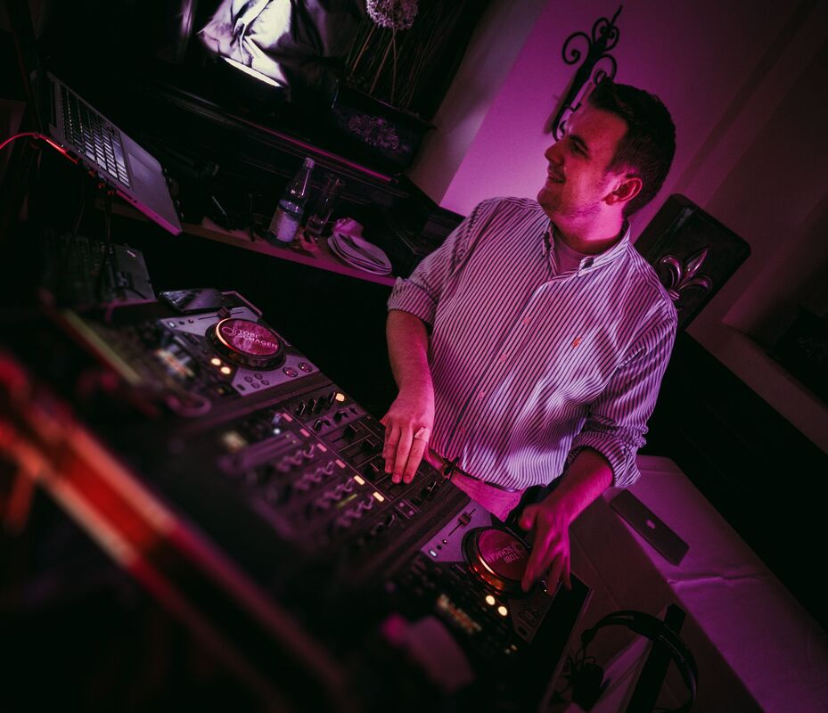 DJ Tobi Schagen