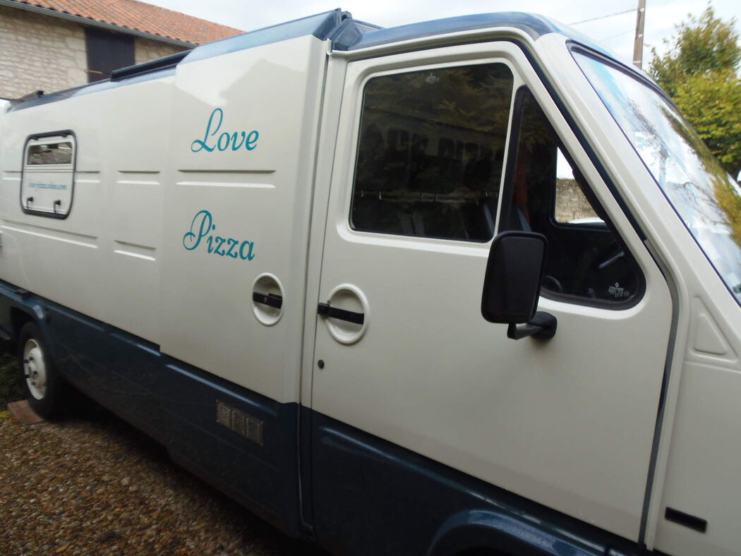 Love Pizza - Camion Pizza